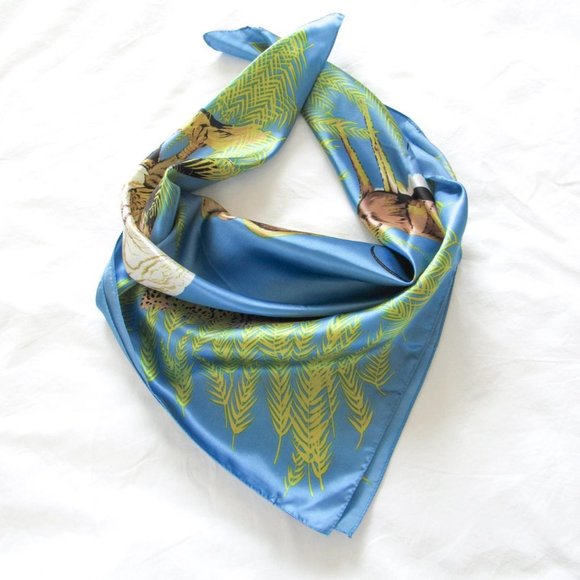 Stunning Printed Scarf/ XL Safari Animal Print Blue & Green - Picture 3 of 4